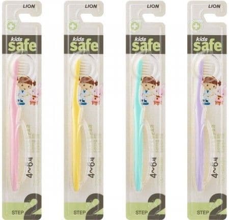Детская зубная щетка "Kids safe toothbrush" (  4-6 лет)