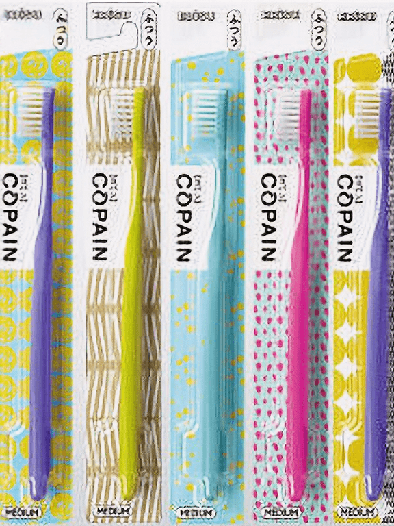 Ebisu  4-рядная зубная щётка средней жесткости,  с плоским срезом щетинок и пластмассовой ручкой