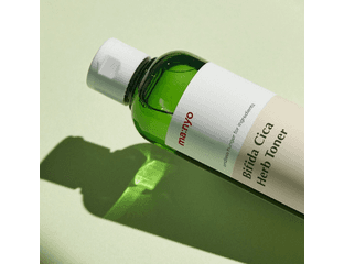 Успокаивающий тоник для чувствительной кожи Manyo Bifida Cica Herb Toner 210мл — фото 1