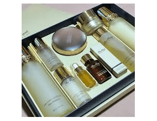 HUI THE FIRST GENIRURE 3pcs Special Set с кушоном АНТИВОЗРАСТНОЙ УХОДОВЫЙ НАБОР — фото 1