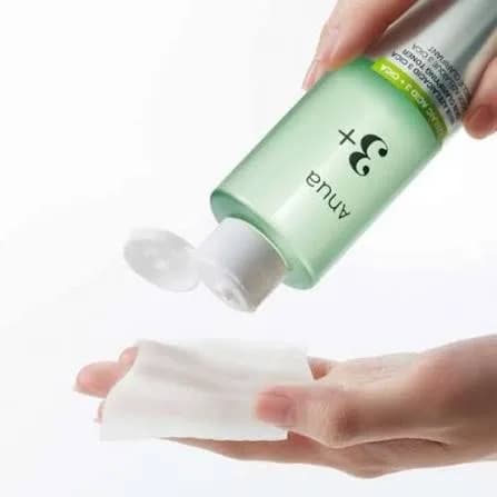 Тоник с 3% азелаиновой кислоты и центеллой Anua Azelaic Acid 3 Cica Skin Clarifying Toner 250 мл — миниатюра 2