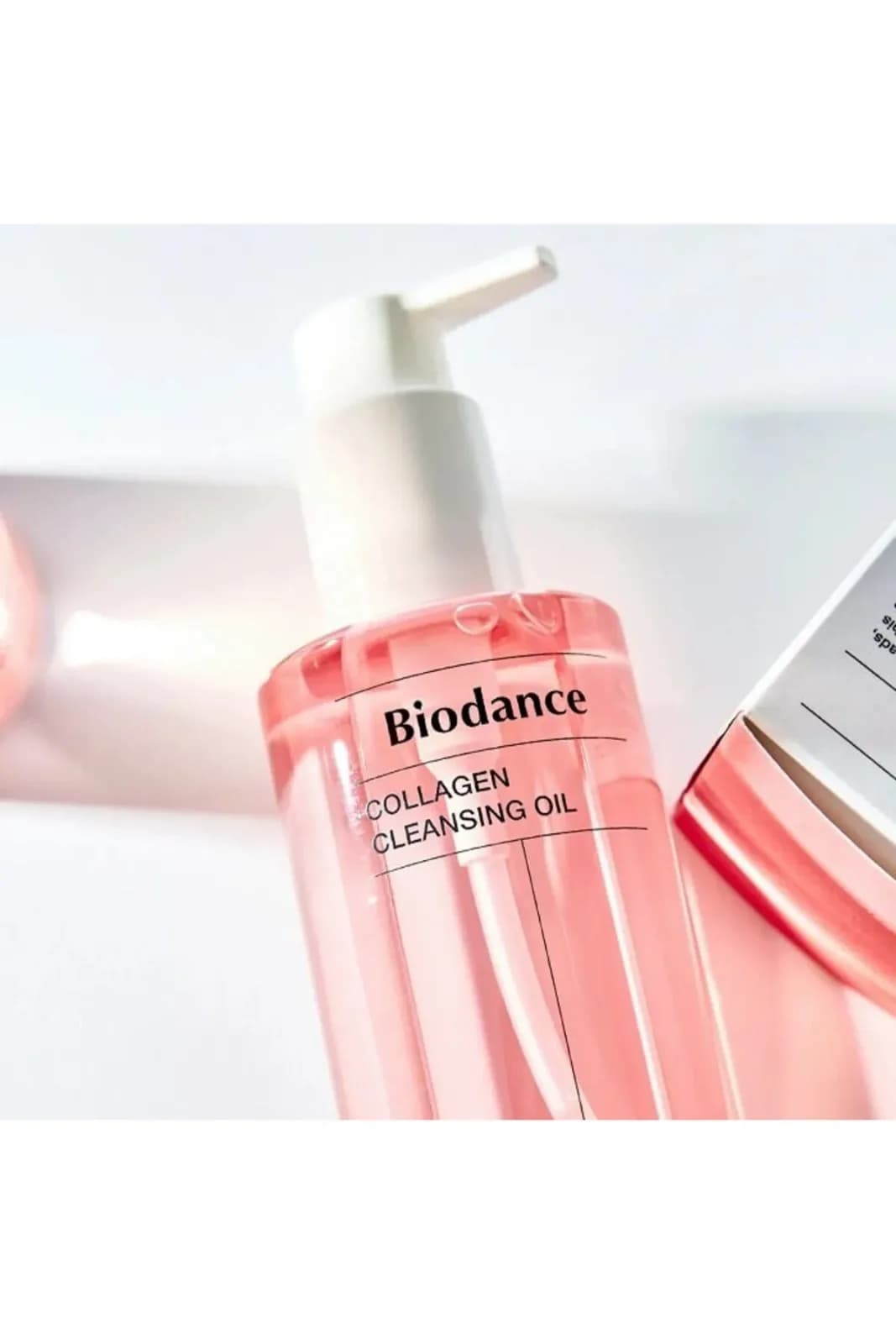 Коллагеновое гидрофильное масло Biodance Collagen Cleansing Oil200 мл — миниатюра 2