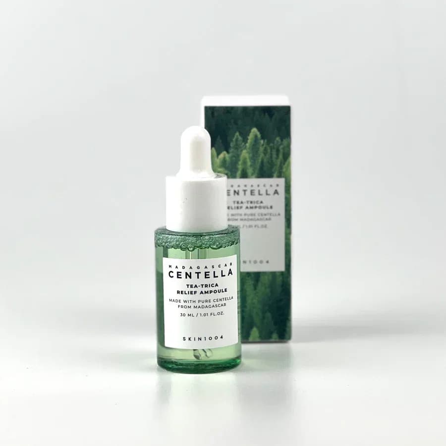 Успокаивающая ампула для проблемной кожи SKIN1004 Madagascar Centella Tea-Trica Relief Ampoule 30мл — фото 1