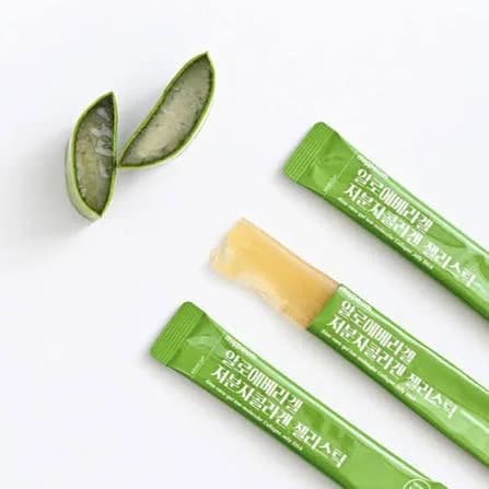 Алоэ   Коллагеновое желе с экстрактом алоэ  EL amor PremiumCollagen Aloe Sticks 20гр*10 шт — миниатюра 2