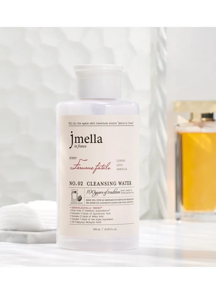 Парфюмированная мицеллярная очищающая вода Jmella In France Femme Fatale Cleansing Water №02  /Личи, лилия, ваниль/ — фото 1