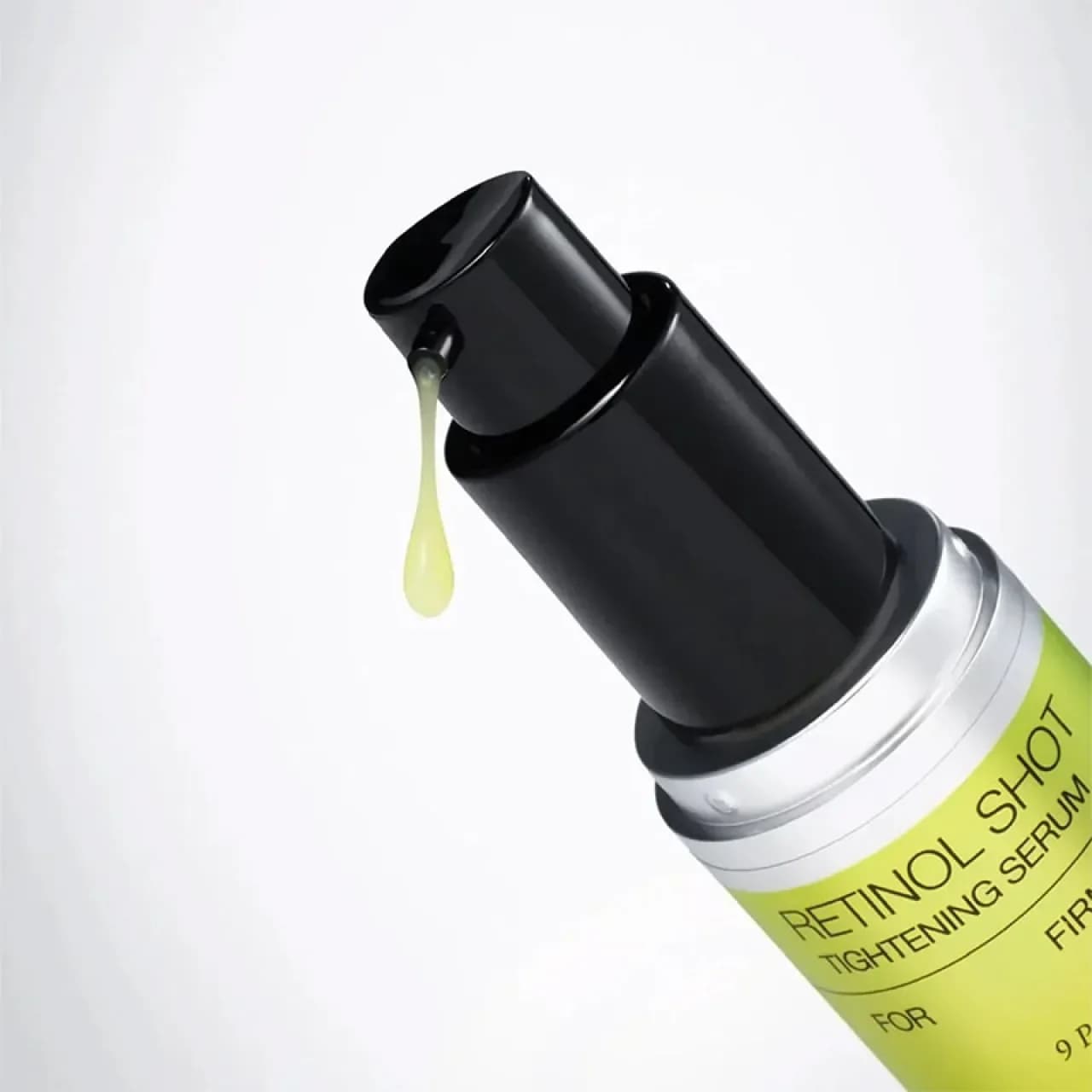 Подтягивающая сыворотка для лица с ретинолом и микроиглами Celimax The Vita-A Retinol Shot Tightening Serum — миниатюра 2
