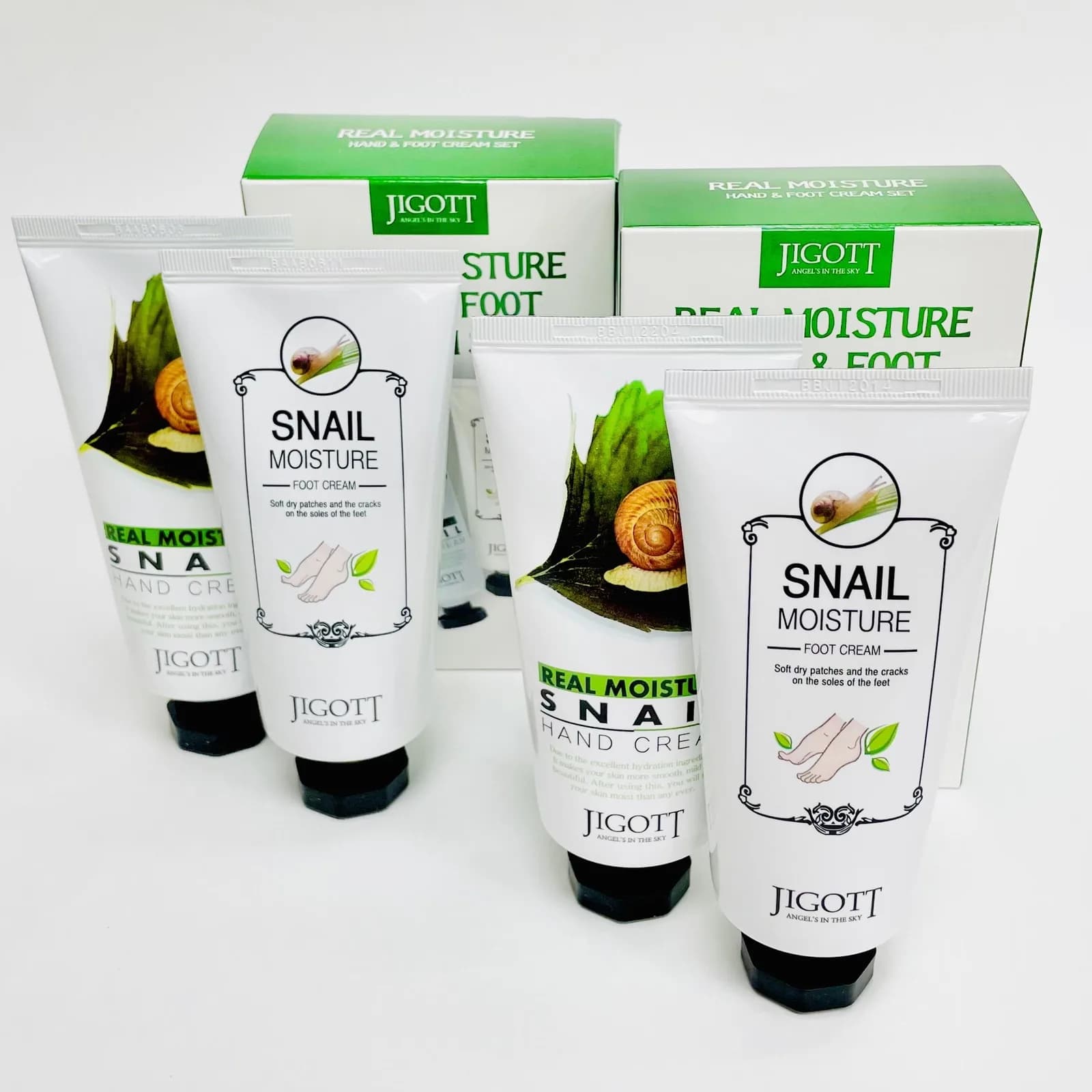 Подарочный набор кремов для рук и ног с муцином улитки Jigott Snail Real Moisture Hand & Foot Cream Set — миниатюра 2