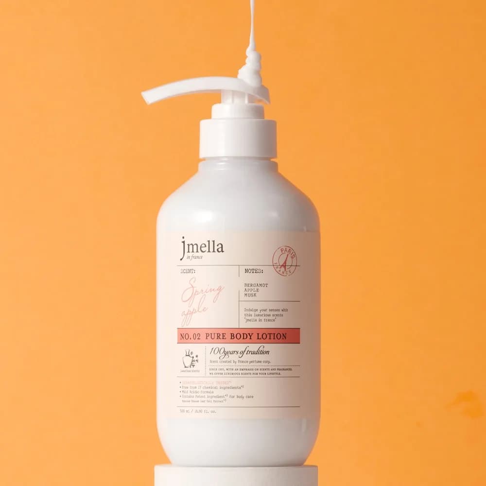 Парфюмированный лосьон для тела Jmella In France Disney Spring Apple Body Lotion №02 /Весеннее яблоко/ — фото 1