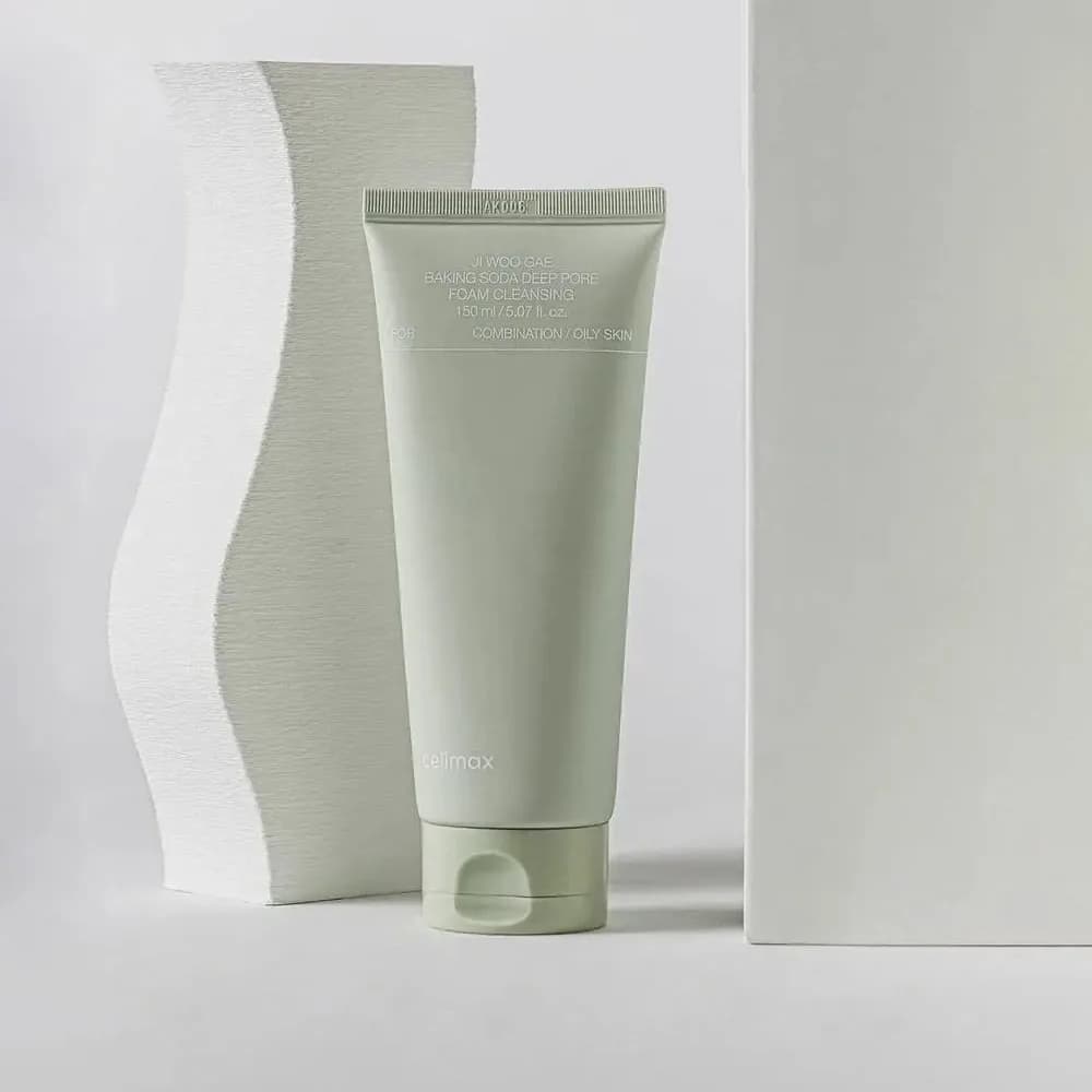 Пенка с содой для глубокого очищения пор Celimax Ji Woo Gae Baking Soda Deep Pore Foam Cleansing — миниатюра 4