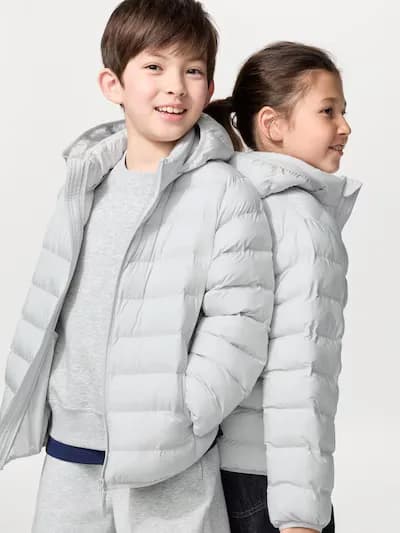 Детская куртка Uniqlo   / Серый