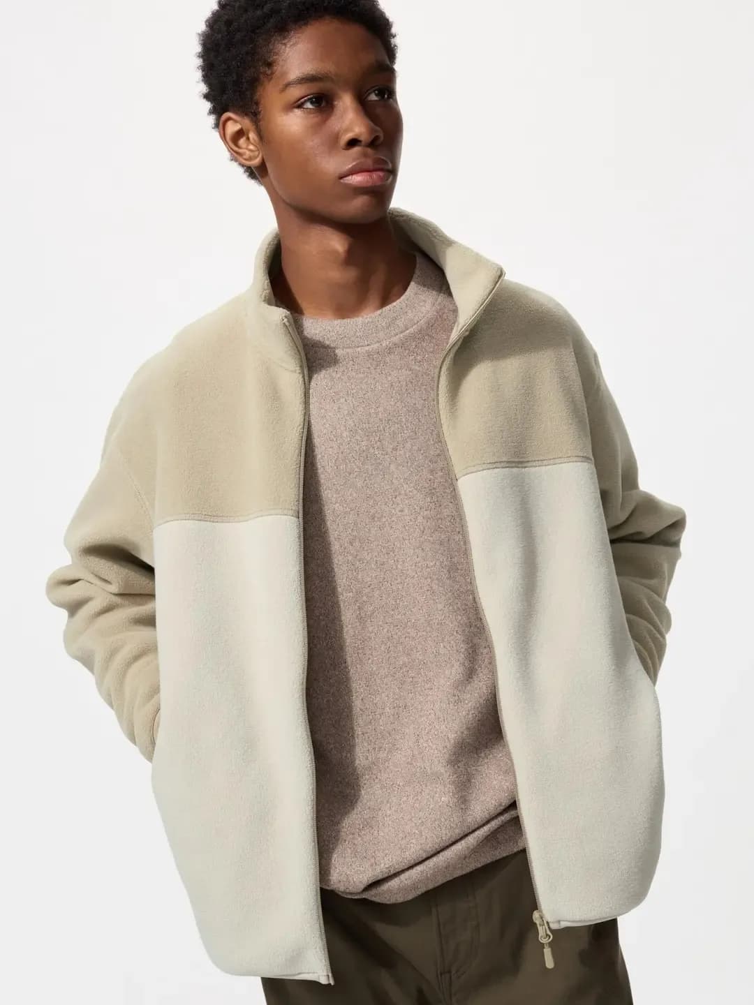 Унисекс флисовая куртка на молнии  Uniqlo Fleece Full-Zip Jacket  / Бежевый — миниатюра 2